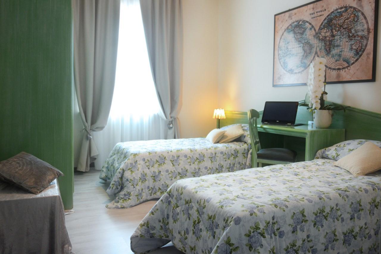 Hotel Oceano Peschiera del Garda Ngoại thất bức ảnh
