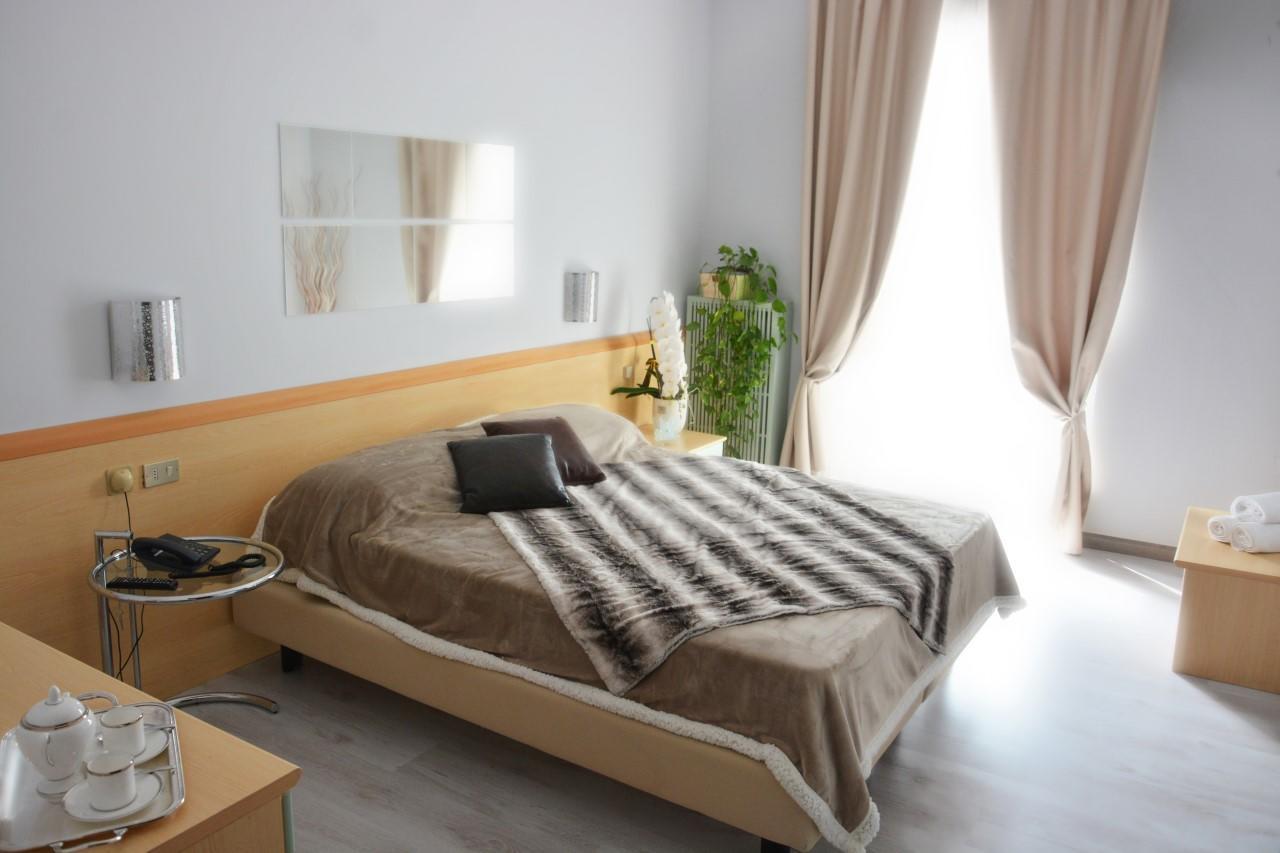 Hotel Oceano Peschiera del Garda Ngoại thất bức ảnh