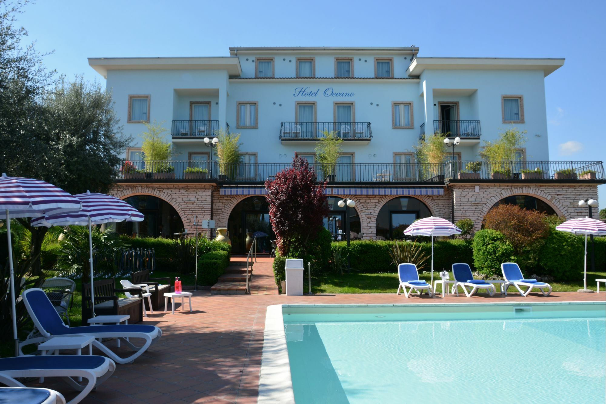 Hotel Oceano Peschiera del Garda Ngoại thất bức ảnh